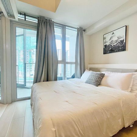 Uptown Parksuites Bgc Taguig Exterior foto